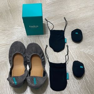 Tieks ballet flats Size 10 Grey